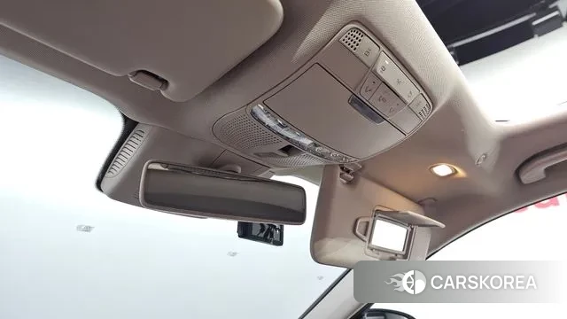 Mercedes-Benz E-Class W213 2018 Серебряный из Кореи, фото 5