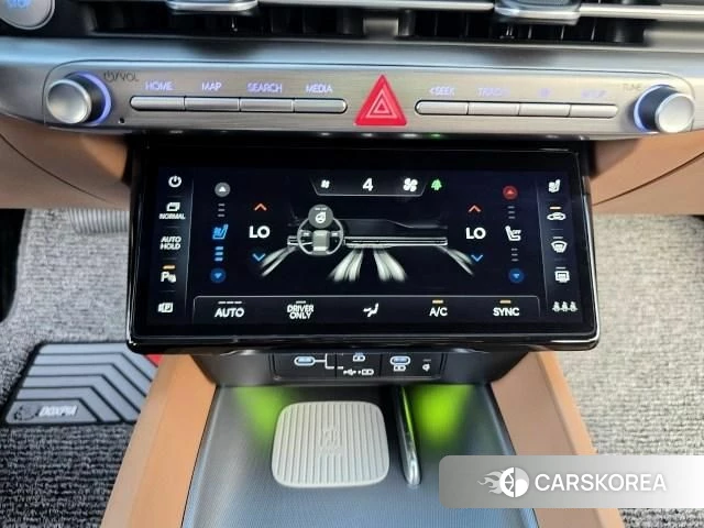 Hyundai Grandeur Hybrid (GN7) 2024 Серебристо-серый из Кореи, фото 5