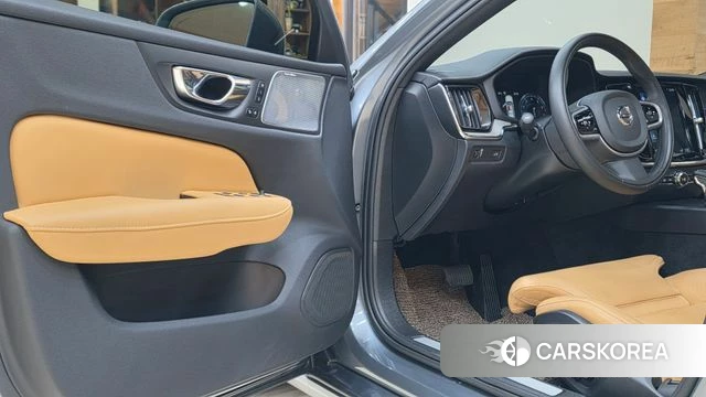 Volvo S60 3rd generation 2019 Серый из Кореи, фото 5
