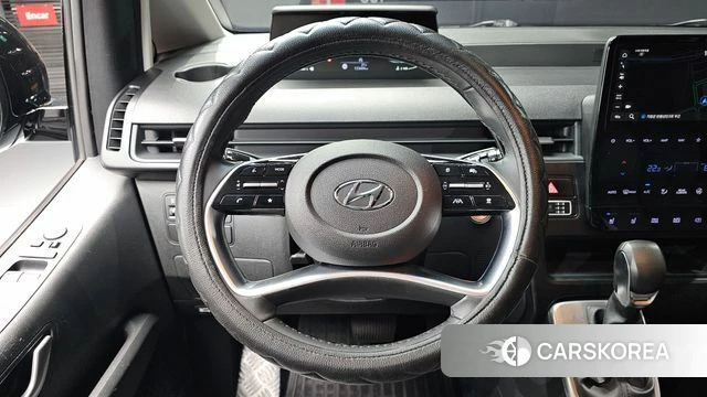 Hyundai Staria 2023 Черный из Кореи, фото 5