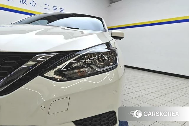Nissan Sylphy 2024 Белый из Китая, фото 5