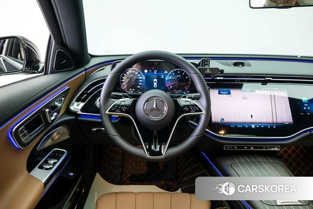 Mercedes-Benz E-Class 2025 Черный из Китая, фото 5