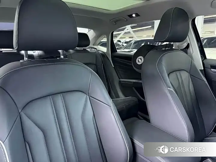Volkswagen Passat 2024 Черный из Китая, фото 5