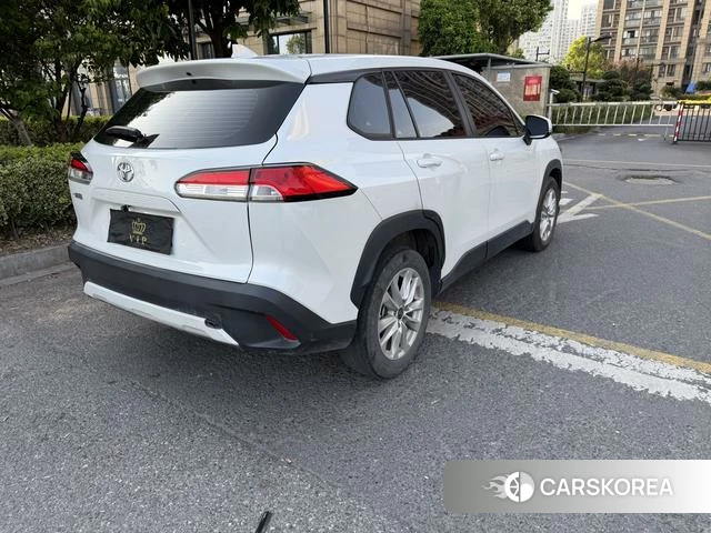 Toyota Corolla 2023 Белый из Китая, фото 5
