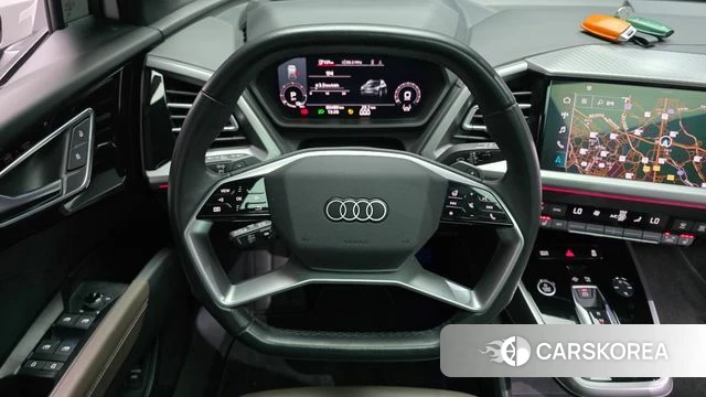 Audi Q4 e-Tron (F4) 2023 Белый из Кореи, фото 5