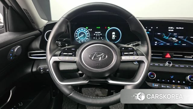 Hyundai Avante (CN7) 2021 Серебристо-серый из Кореи, фото 5