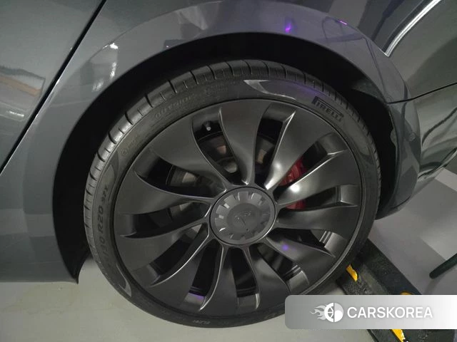 Tesla Model 3 2021 Серый из Кореи, фото 5