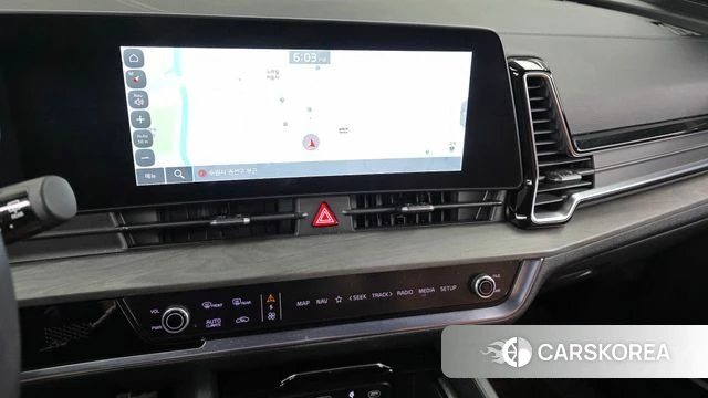 Kia Sportage 5th Generation 2022 Белый из Кореи, фото 5