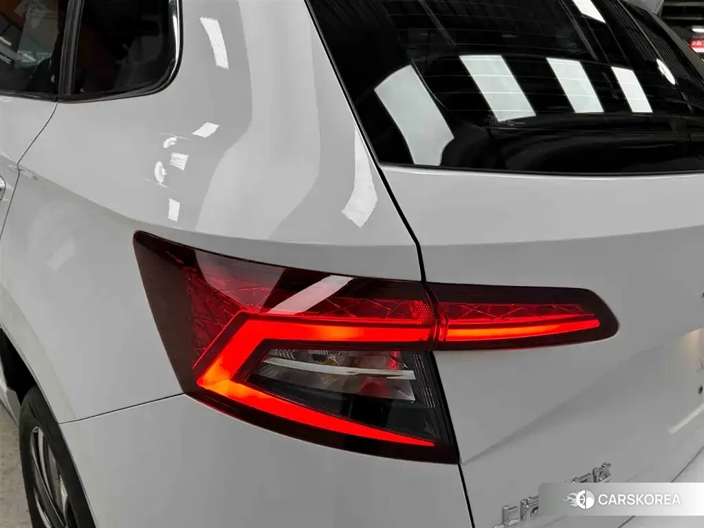 Skoda Karoq 2025 Белый из Китая, фото 5