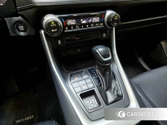 Toyota Wildlander 2023 Белый из Китая, фото 5