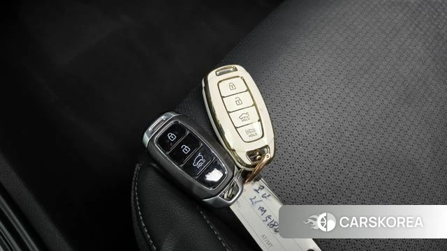 Hyundai Kona 2018 Серый из Кореи, фото 5