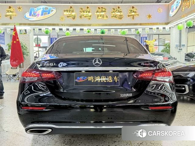 Mercedes-Benz E-Class 2023 Черный из Китая, фото 5