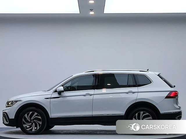 Volkswagen Tiguan L 2023 Белый из Китая, фото 5