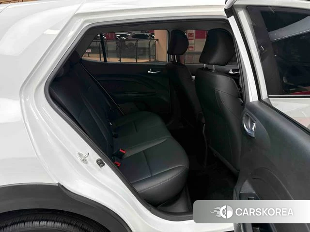 Kia KX1 2021 Белый из Китая, фото 5