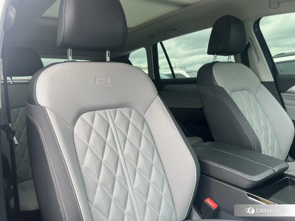 Volkswagen Tavendor 2022 Темно-серый из Китая, фото 5