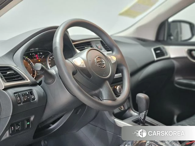 Nissan Sylphy 2025 Белый из Китая, фото 5