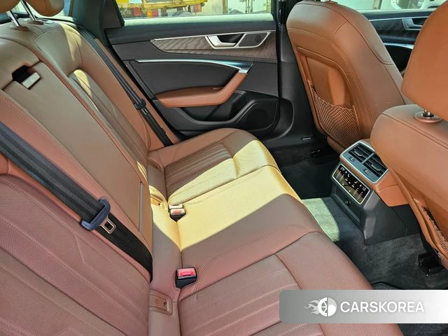 Audi A6 (C8) 2020 Белый из Кореи, фото 5