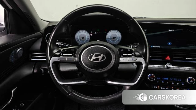 Hyundai The New Avante (CN7) 2024 Белый из Кореи, фото 5