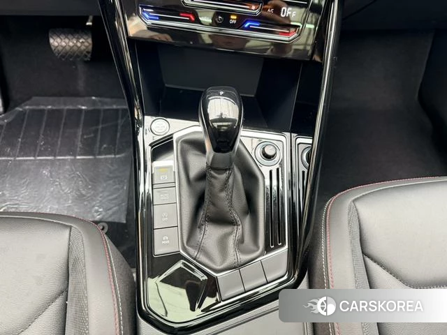 Volkswagen Tayron 2021 Темно-серый из Китая, фото 5