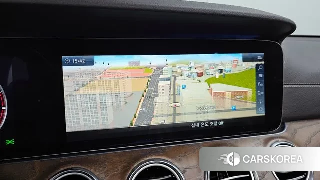 Mercedes-Benz E-Class W213 2018 Синий из Кореи, фото 5