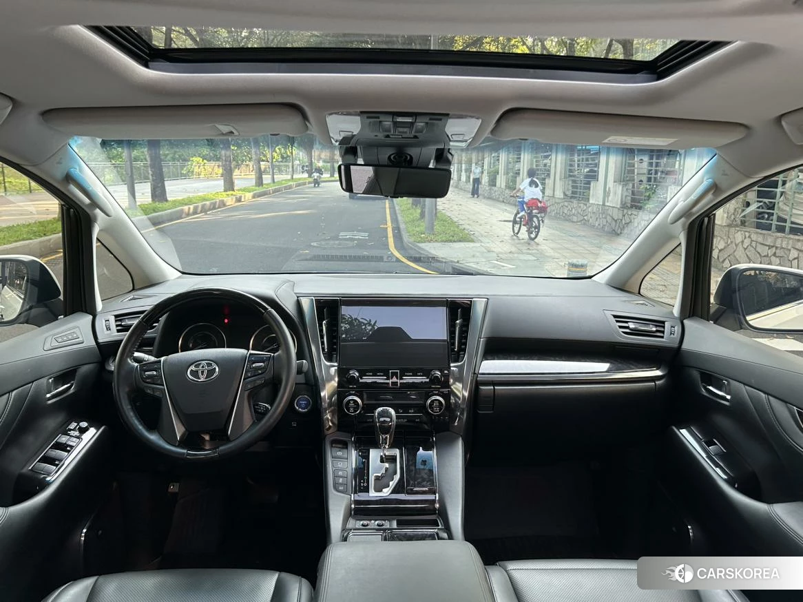 Toyota Vellfire 2021 Белый из Китая, фото 5