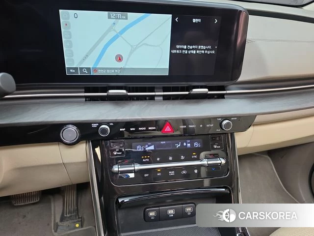 Kia Carnival 4th generation 2022 Черный из Кореи, фото 5