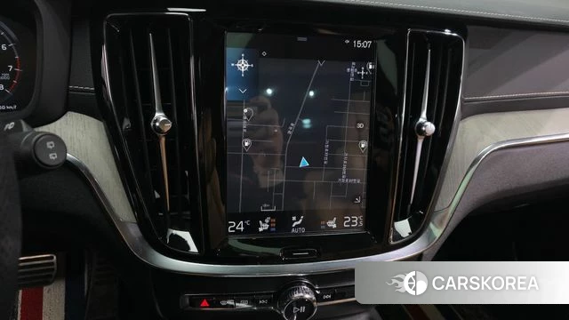 Volvo V60 Cross-Country 2nd Generation 2019 Белый из Кореи, фото 5