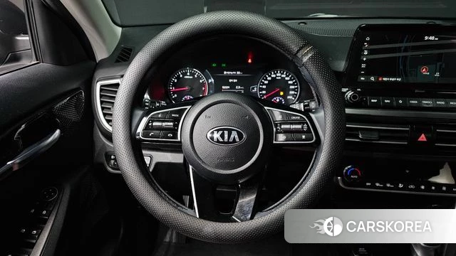 Kia Seltos 2021 Серый из Кореи, фото 5