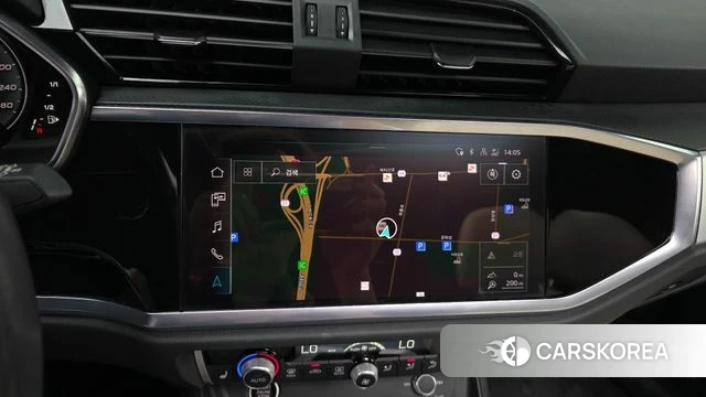 Audi Q3 (F3) 2023 Белый из Кореи, фото 6
