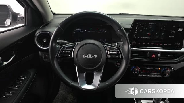 Kia The New K3 2nd generation 2022 Белый из Кореи, фото 5