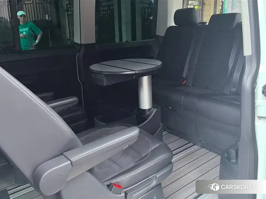Volkswagen Multivan 2019 Белый из Китая, фото 5