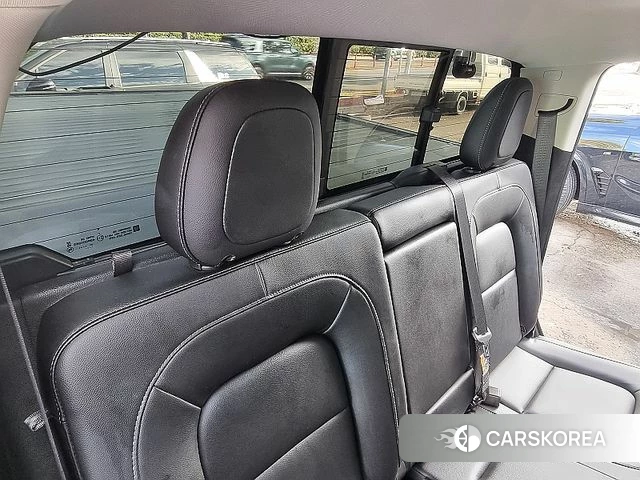 Chevrolet (GM Daewoo) Real New Colorado 2022 Черный из Кореи, фото 5