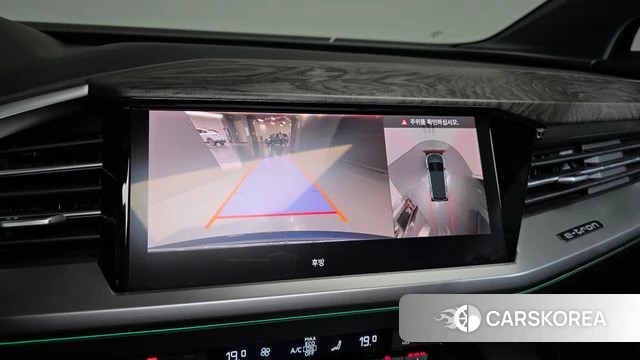 Audi Q4 e-Tron (F4) 2025 Синий из Кореи, фото 5