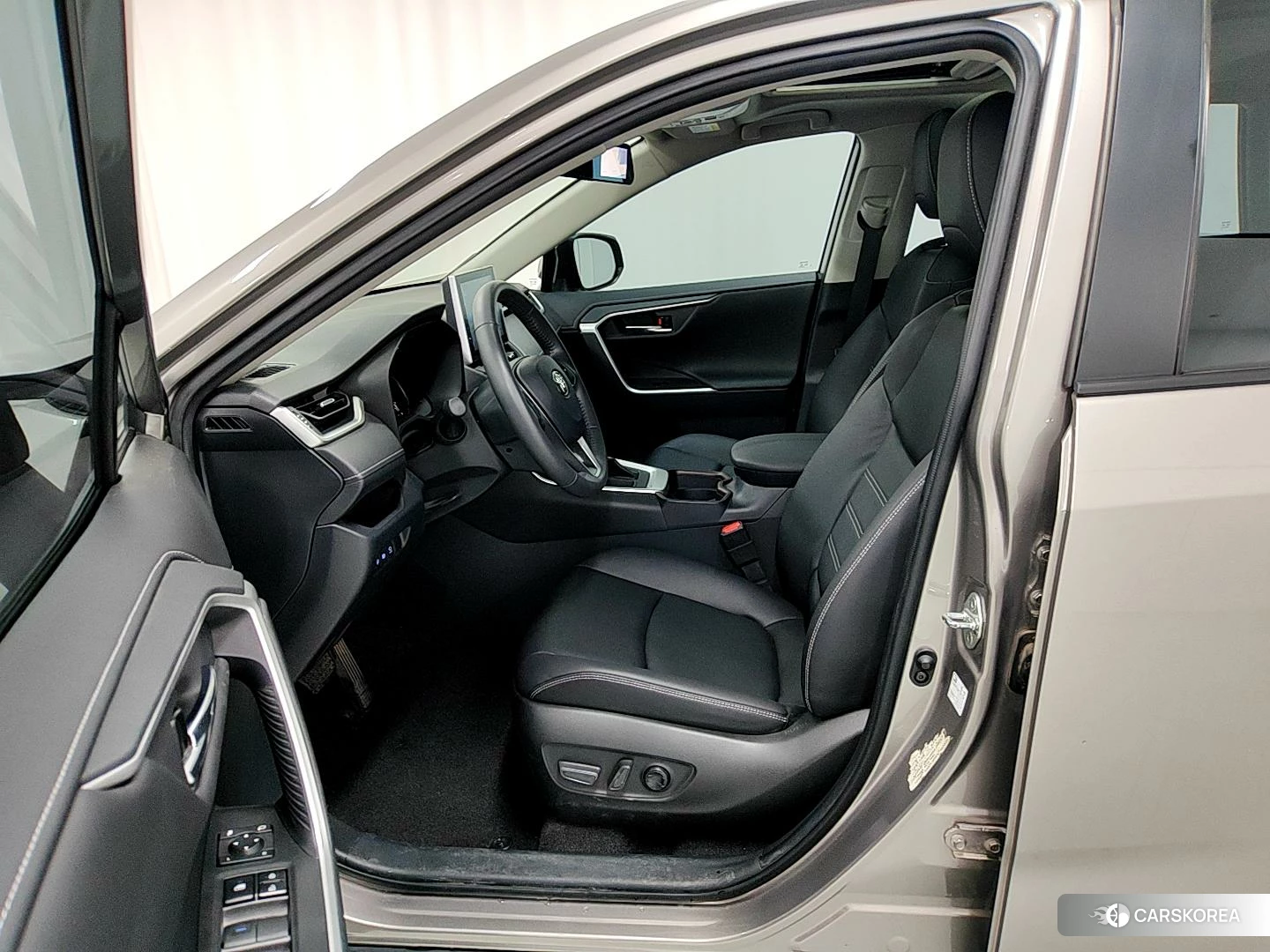 Toyota RAV4 2021 Темно-серый из Китая, фото 5