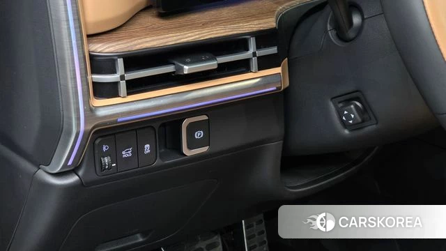 Hyundai Santa Fe (MX5) 2024 Белый из Кореи, фото 5