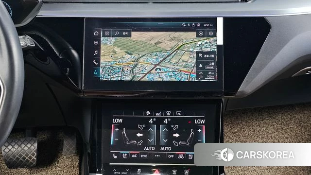 Audi e-Tron 2020 Белый из Кореи, фото 5