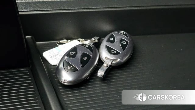 Hyundai Staria 2024 Белый из Кореи, фото 5