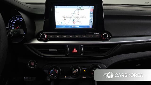 Kia The New K3 2nd generation 2021 Белый из Кореи, фото 5