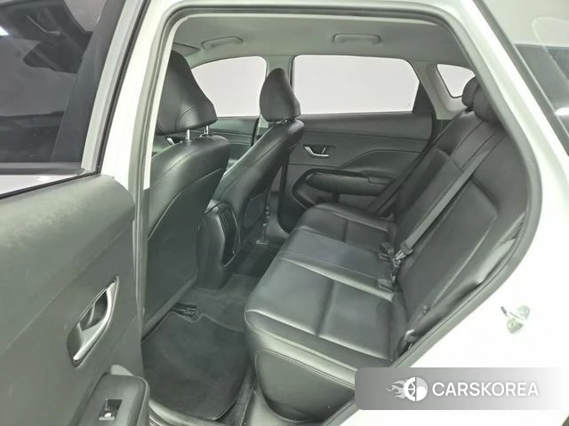 Hyundai Kona (SX2) 2023 Белый из Кореи, фото 5