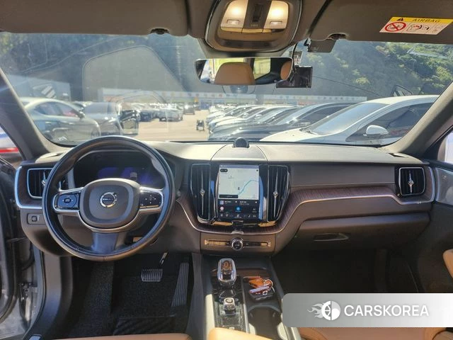 Volvo XC60 second Generation 2022 Песочный из Кореи, фото 5