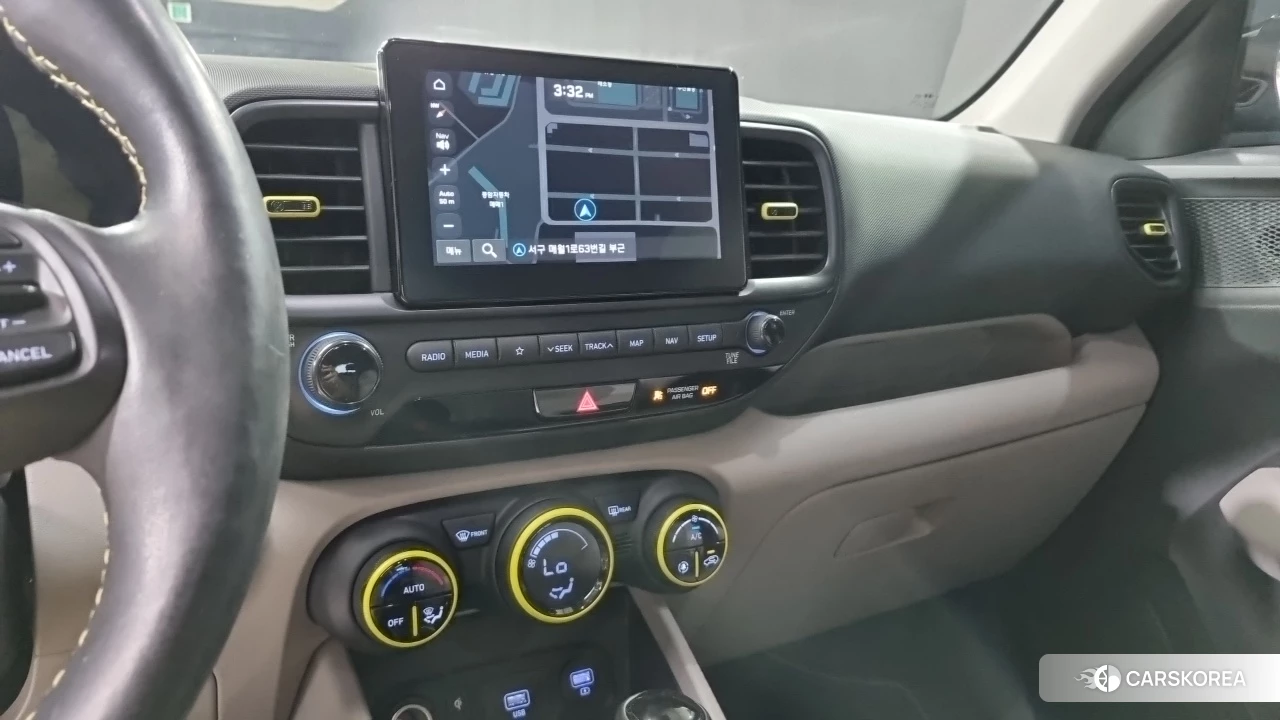 Hyundai Venue 2019 Серебристо-серый из Кореи, фото 5