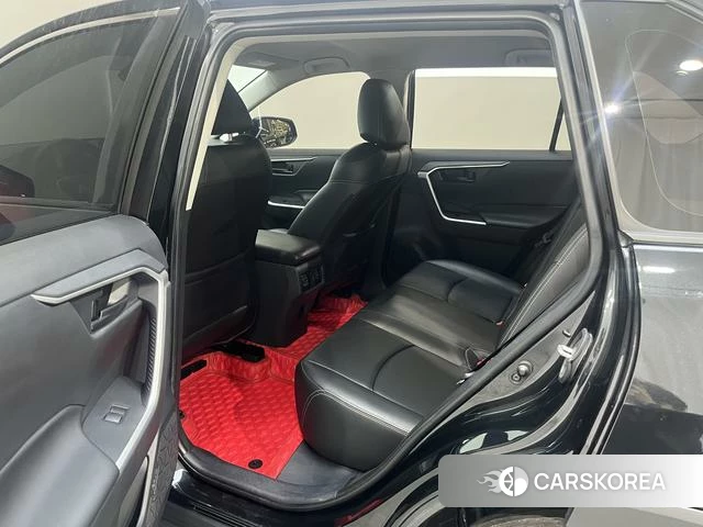 Toyota RAV4 2024 Черный из Китая, фото 5