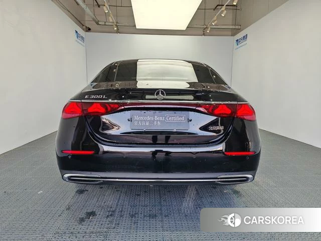 Mercedes-Benz E-Class 2025 Черный из Китая, фото 5
