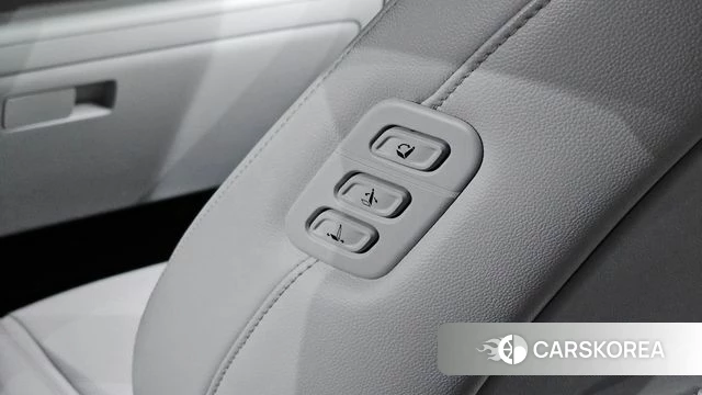 Hyundai Kona (SX2) 2023 Белый из Кореи, фото 5