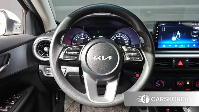 Kia The New K3 2nd generation 2022 Белый из Кореи, фото 5