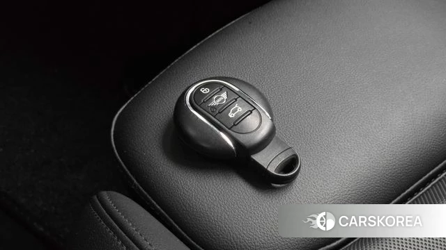 Mini Cooper 2018 Жемчужный цвет из Кореи, фото 5