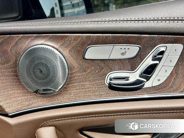 Mercedes-Benz E-Class 2023 Черный из Китая, фото 5