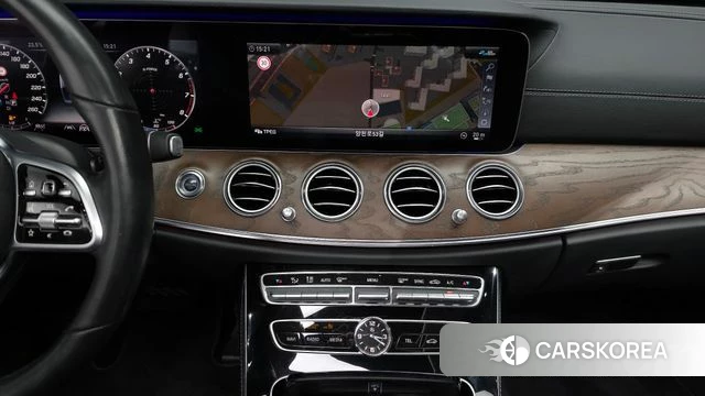 Mercedes-Benz E-Class W213 2020 Серый из Кореи, фото 5