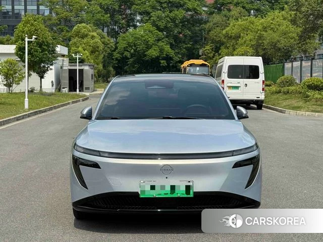 Nissan N7 2025 Серебристо-серый из Китая, фото 5