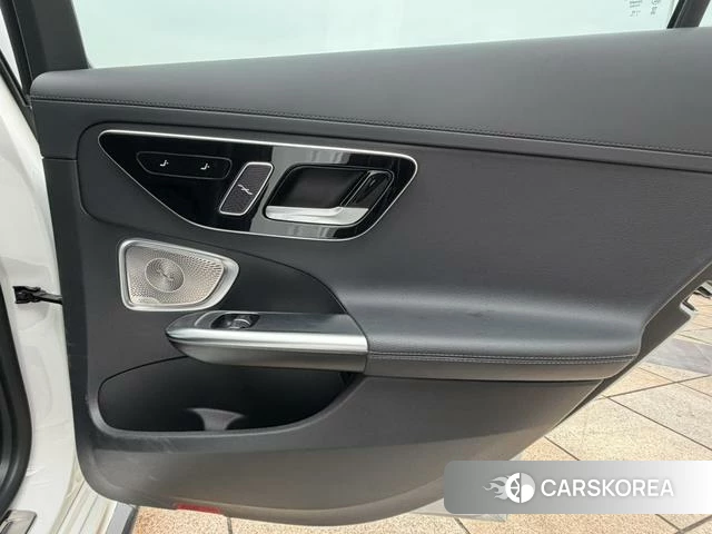 Mercedes-Benz C-class 2025 Белый из Китая, фото 5